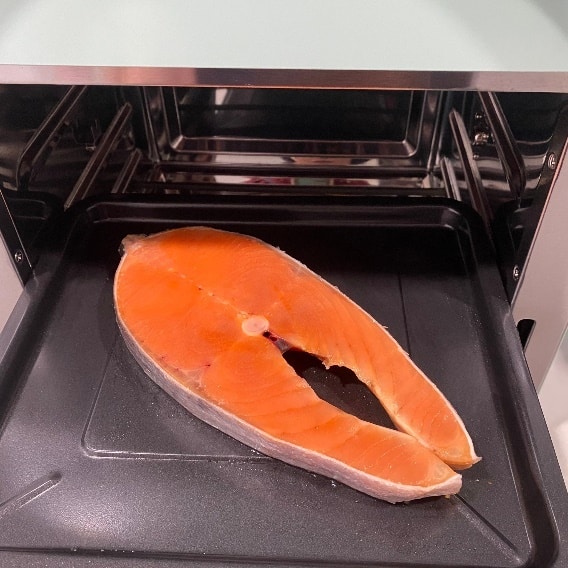 伊崎氣炸烤箱-烤鮭魚